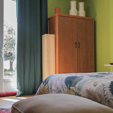 Mas Des Oursons - Chambres D'Hotes Arles Bagian luar foto